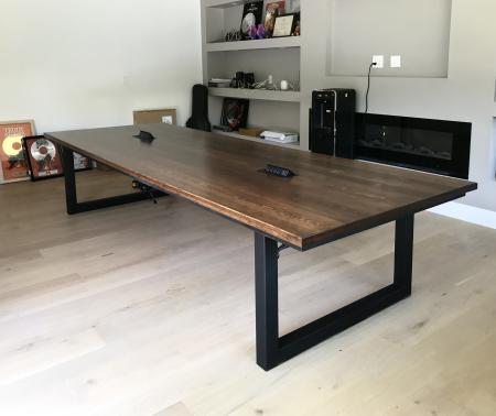 Dark walnut for Teddy Swims